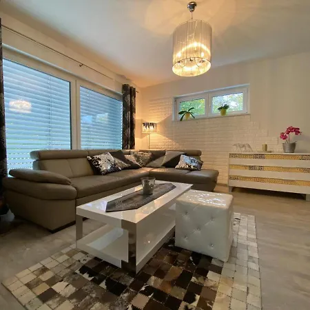 Paradis Apartment