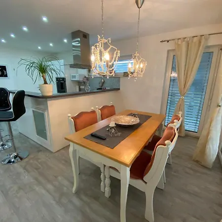Paradis Apartment